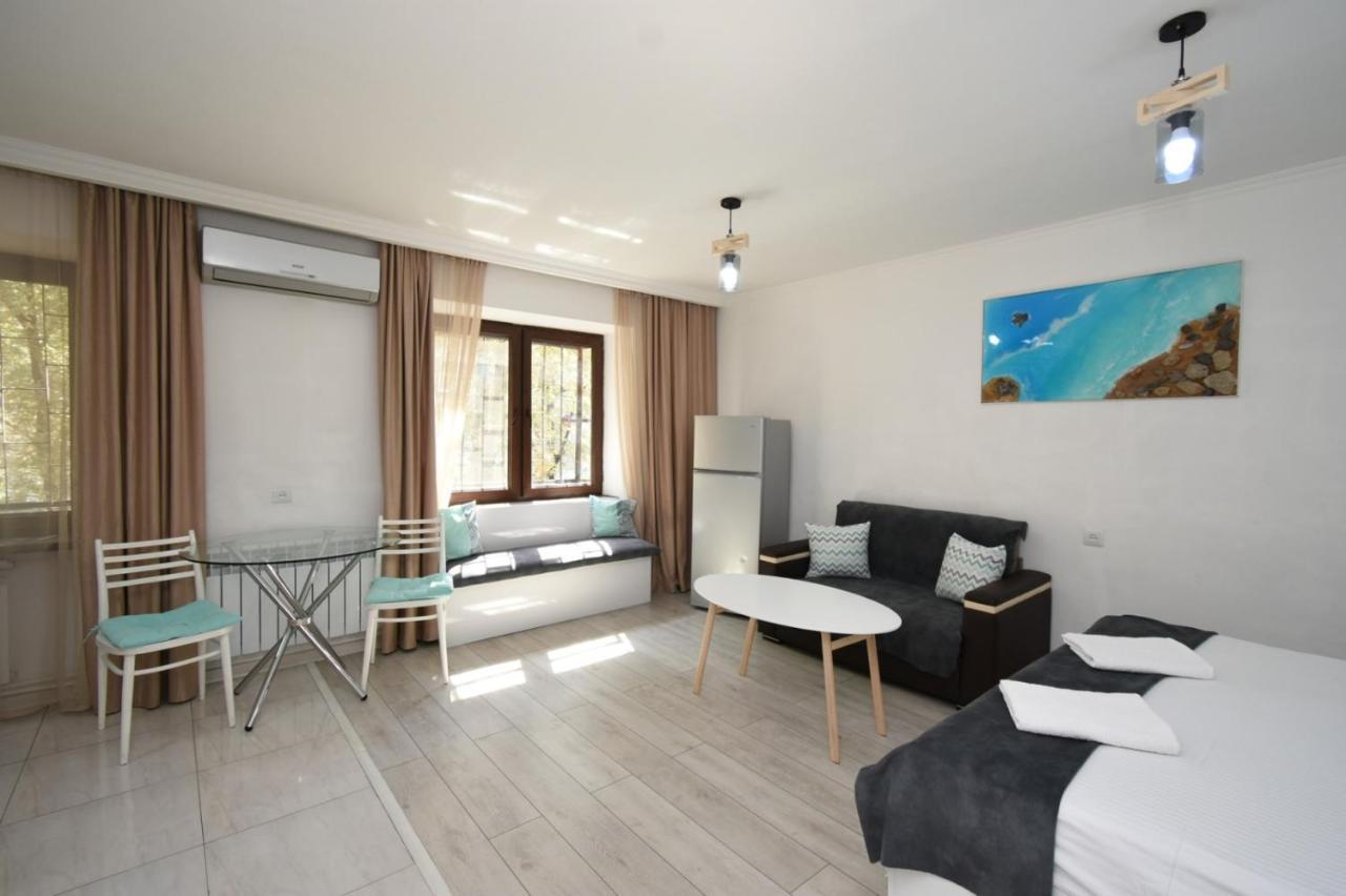 Cozy Apartment Near To The Metro H Kochar 19 Yerevan Exterior foto