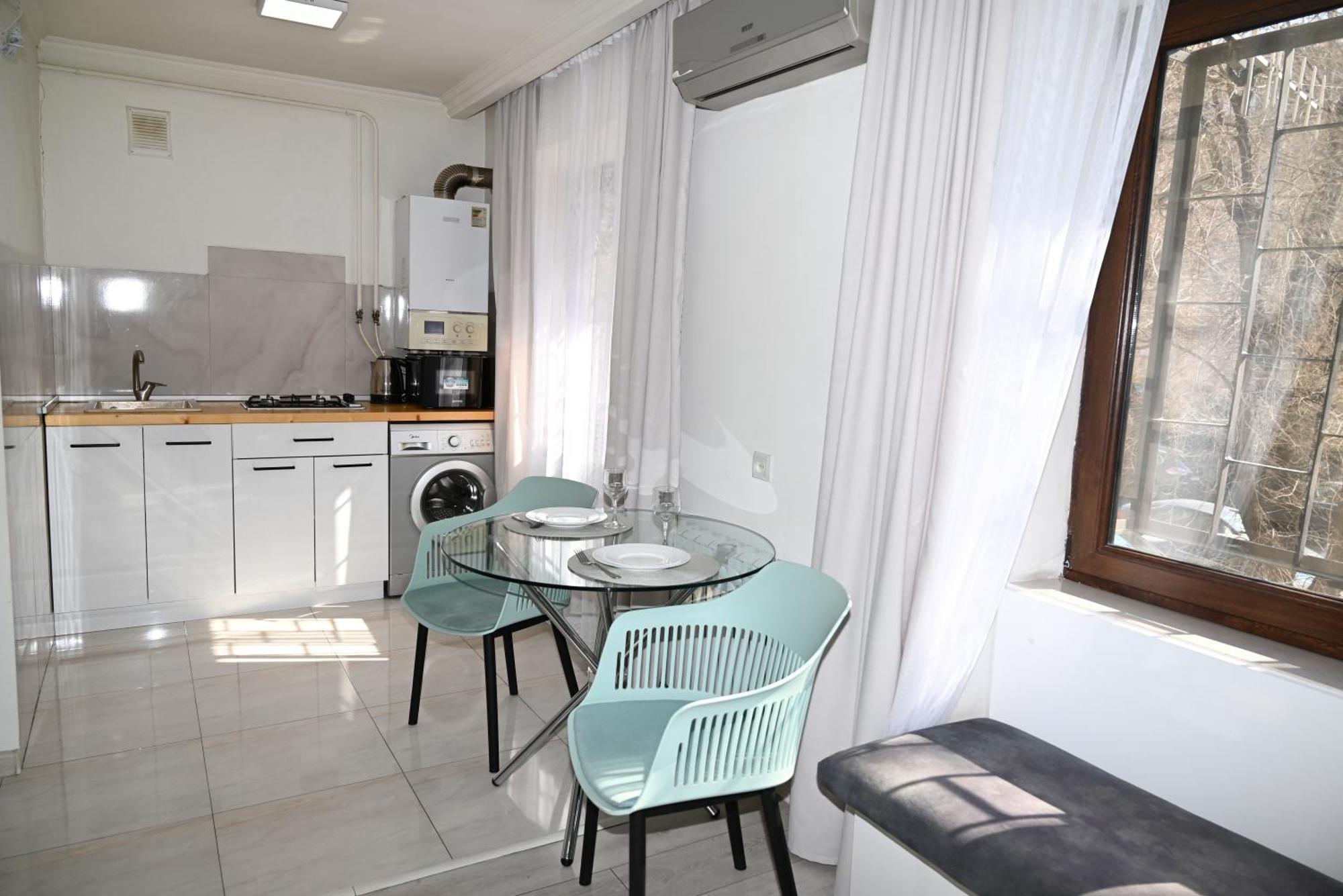 Cozy Apartment Near To The Metro H Kochar 19 Yerevan Exterior foto